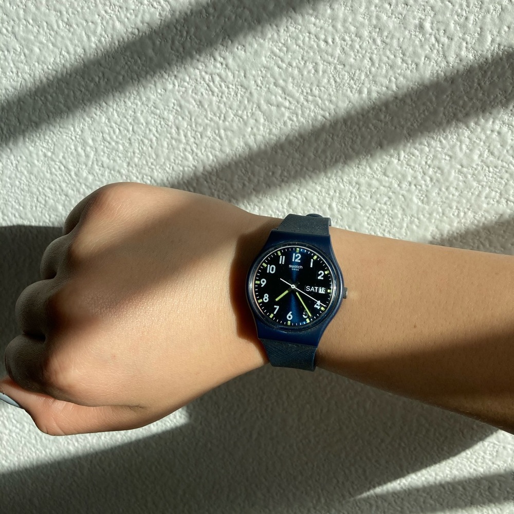 SMARTWATCH branded blue watch